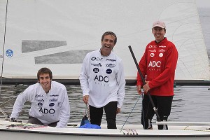 Tito González y tripulación