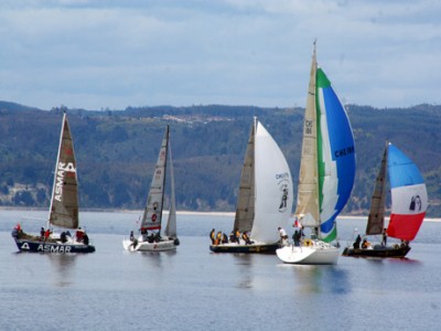 Veleros en la Bahía de Talcahuano