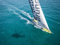December 13, 2014. Team Brunel arrive in Abu Dhabi as the wins to Leg 2!