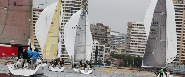 OFF Valparaiso 2013: Debutan los IRC, J105 y J24 © Matias Daroch / Sorvest.cl