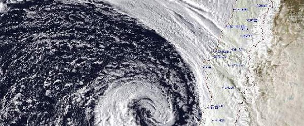 Temporal destruye dos veleros en Talcahuano temporal-satelite2