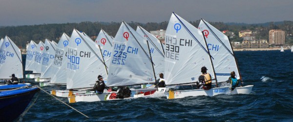 Campeonato Nacional de Optimist 2012 – Algarrobo entrenamiento Optimist