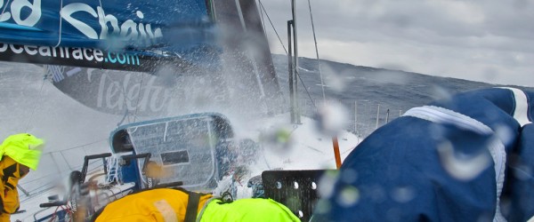VOR: Team Telefónica hará pit-stop de 12 horas Crédito Foto: Diego Fructuoso / Team Telefonica / Volvo Ocean Race