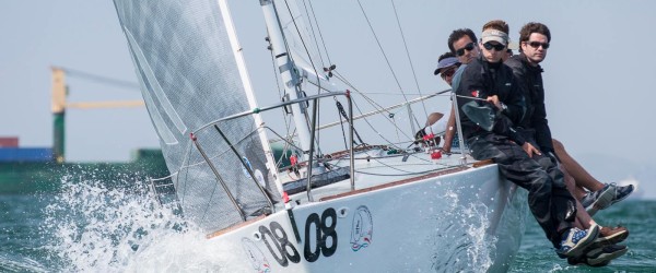 J24 Guru consigue el podio y cupo panamericano © Berni Grez