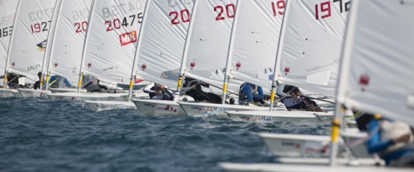 Mundial Laser Std 2013: Día 4, vientos complicados Mundial Laser 2013 dia4 © Omansail.com 02